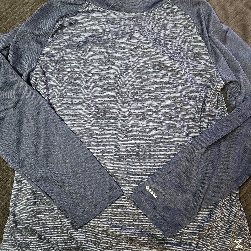Xersion Dark Gray Activewear Top